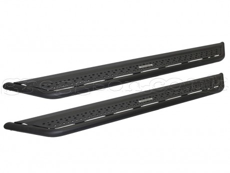 Toyota Hilux Steel Side Steps Dominator D6 Go Rhino